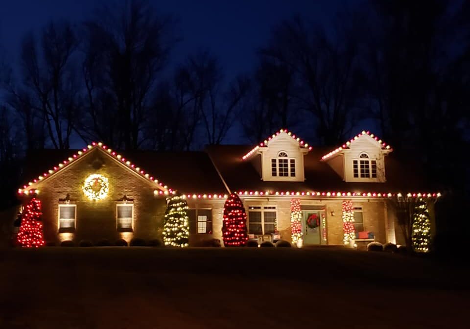 Grime Stoppers helps homes in & around Owensboro, KY, stand out during the holidays with Christmas light installations